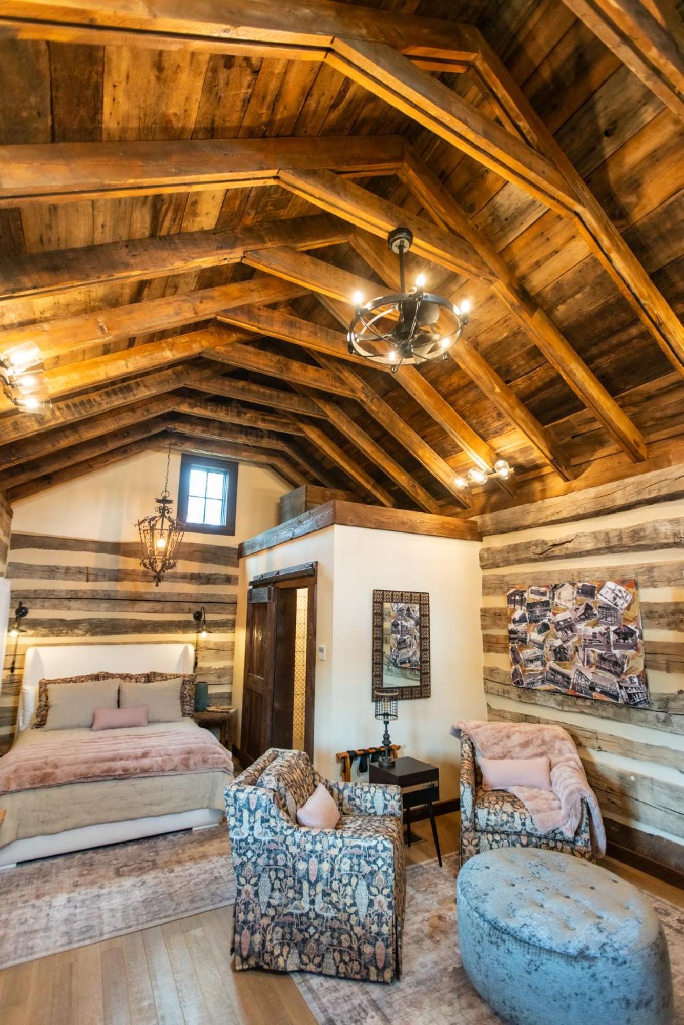 Barnwood Village White Sulphur Springs Esterno foto